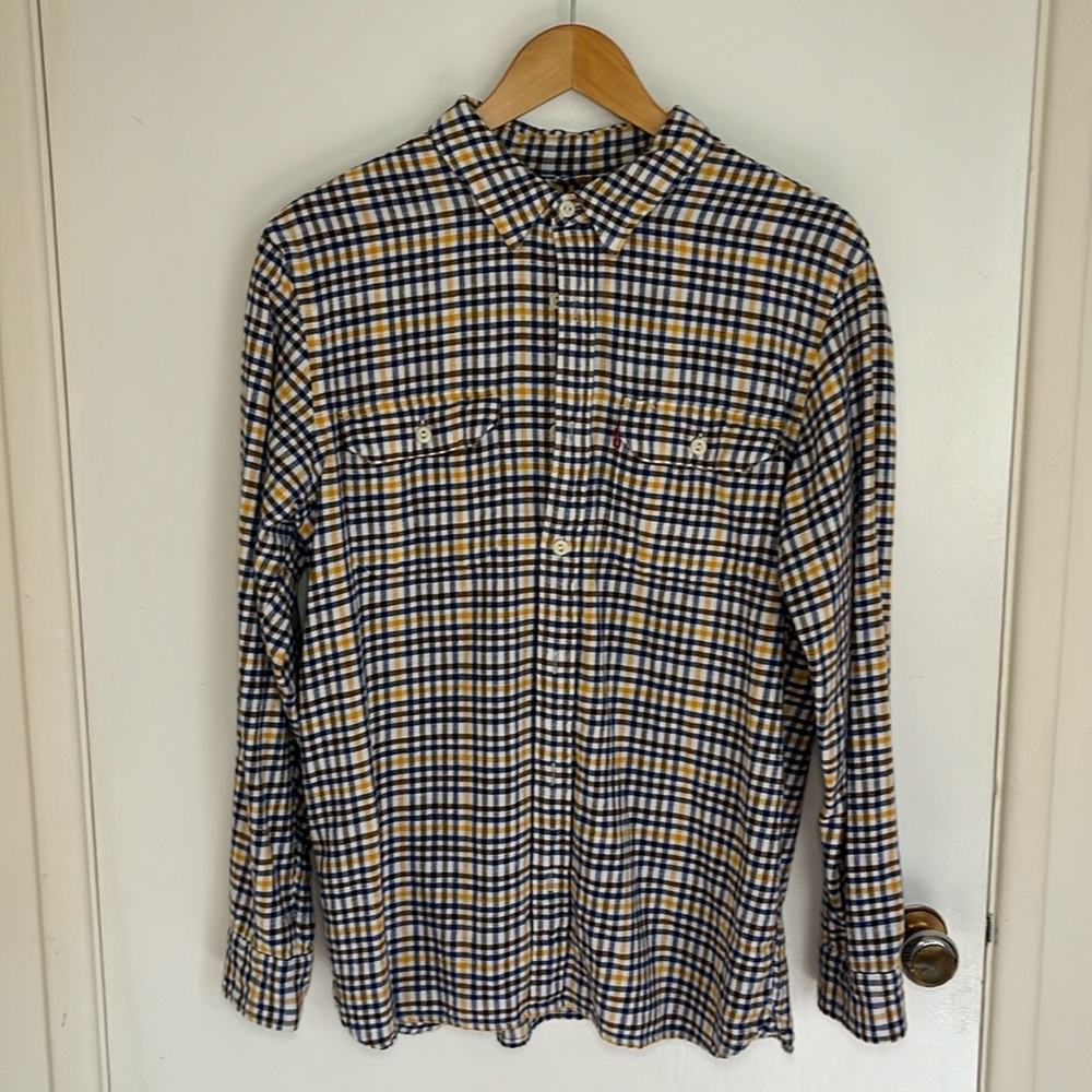 Levi flannel shirt.